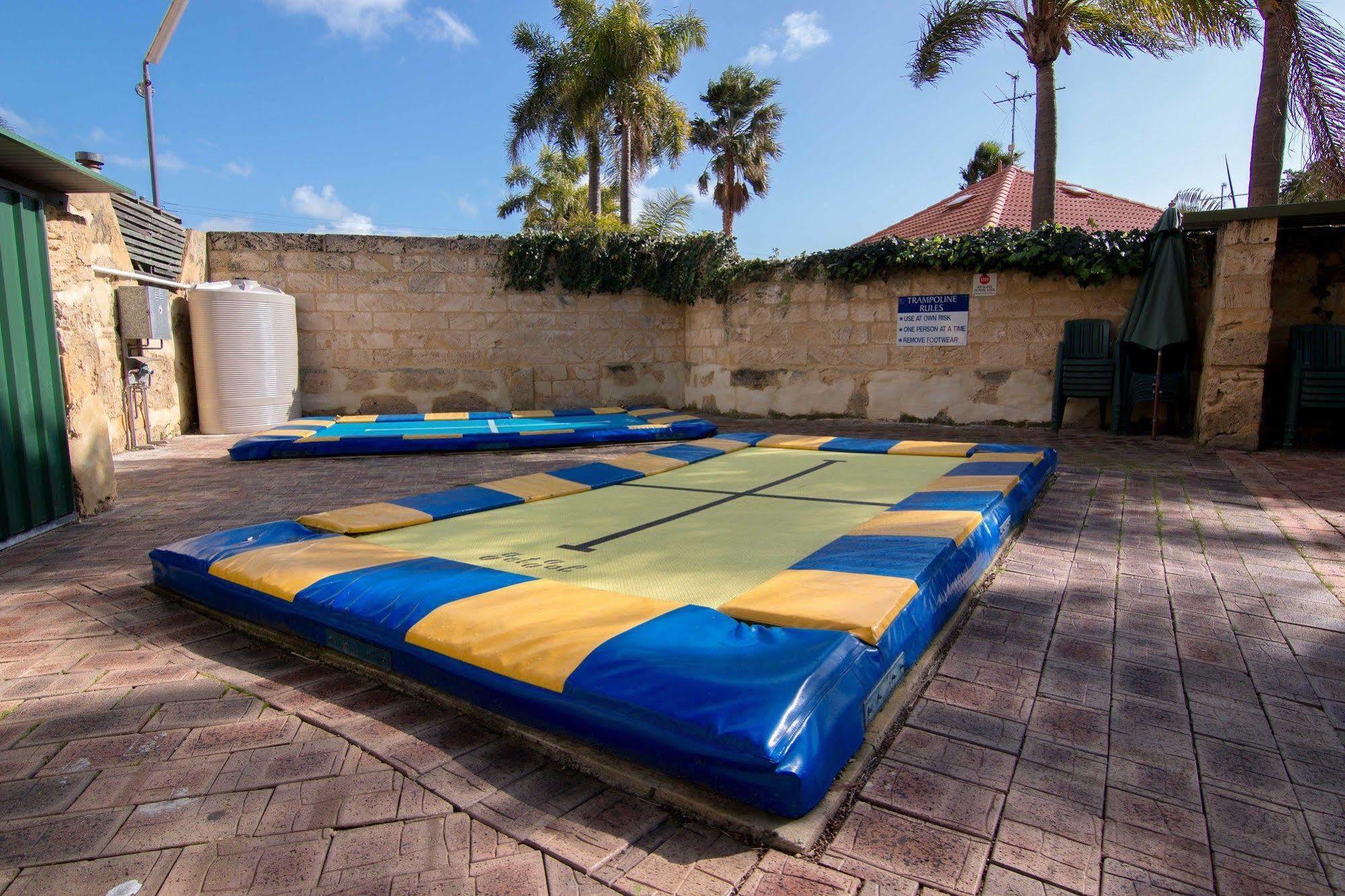Mandurah Family Resort Kültér fotó